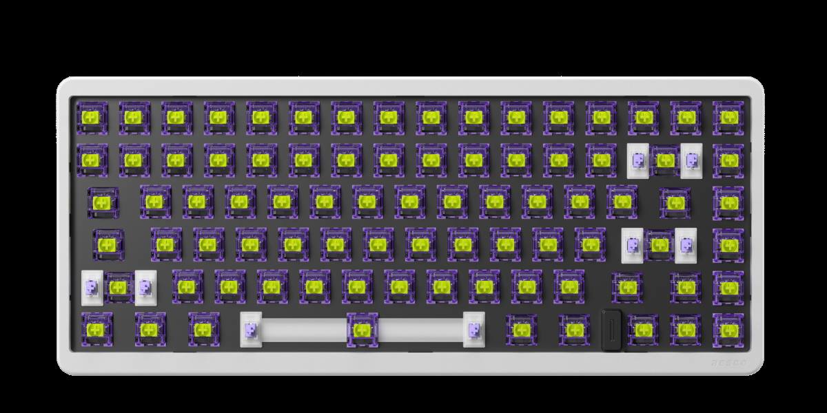 柏依防水幻彩RGB电感轴游戏键盘 ESK900-83RT (DIY版） 商品展示图